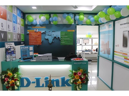 D-Link Service Center at a Glance